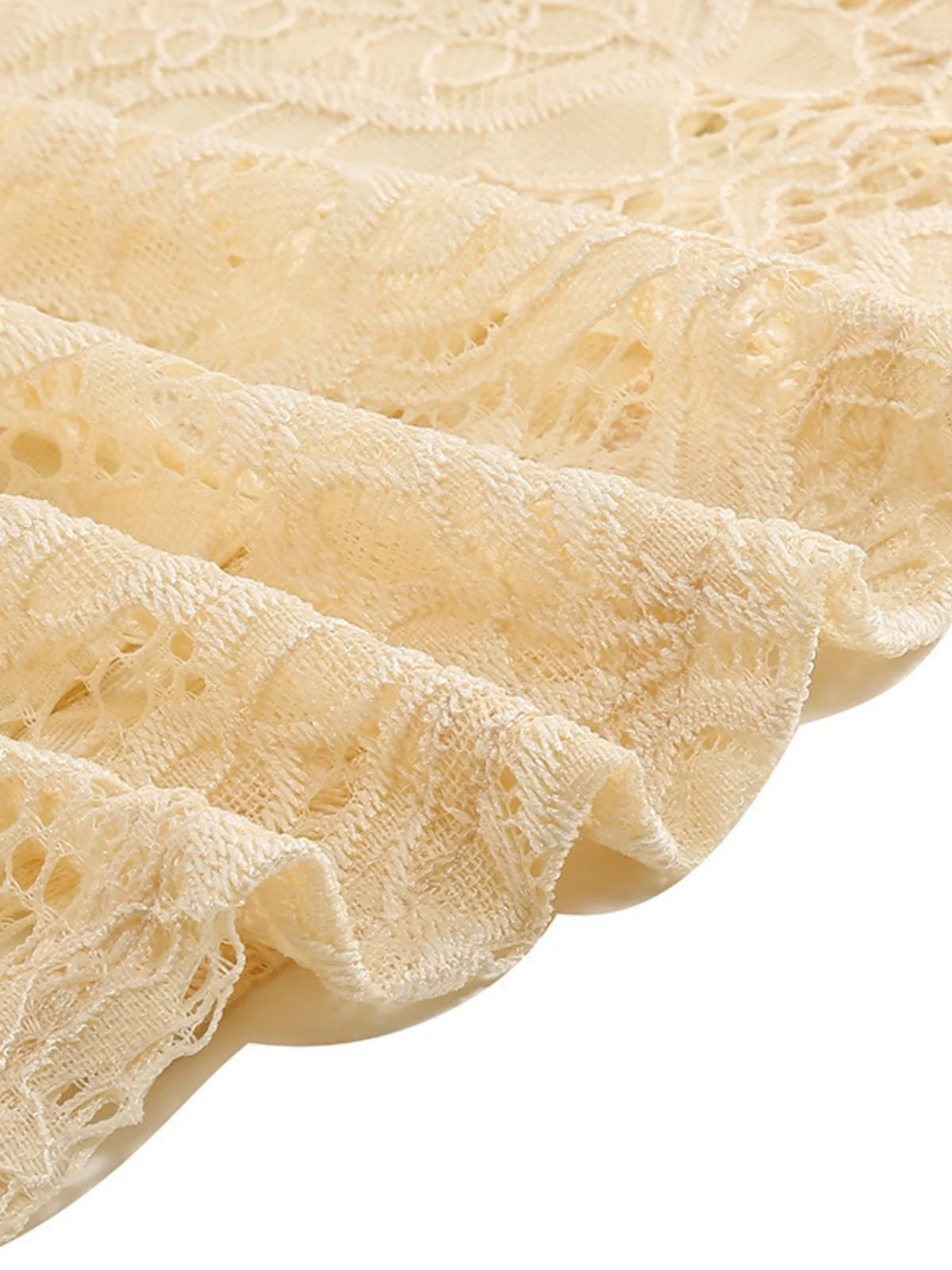 1950s Solid V-Neck Sleeveless Lace Dress - Image 14