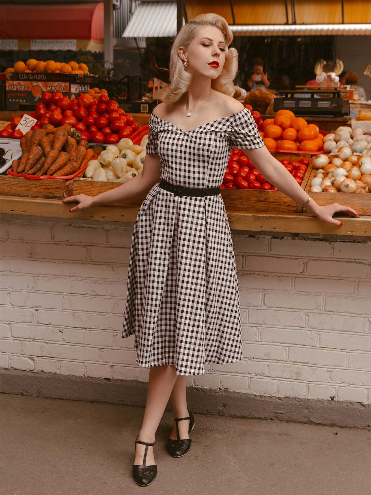 Black 1950s Plaid Swing Dress - Image 13