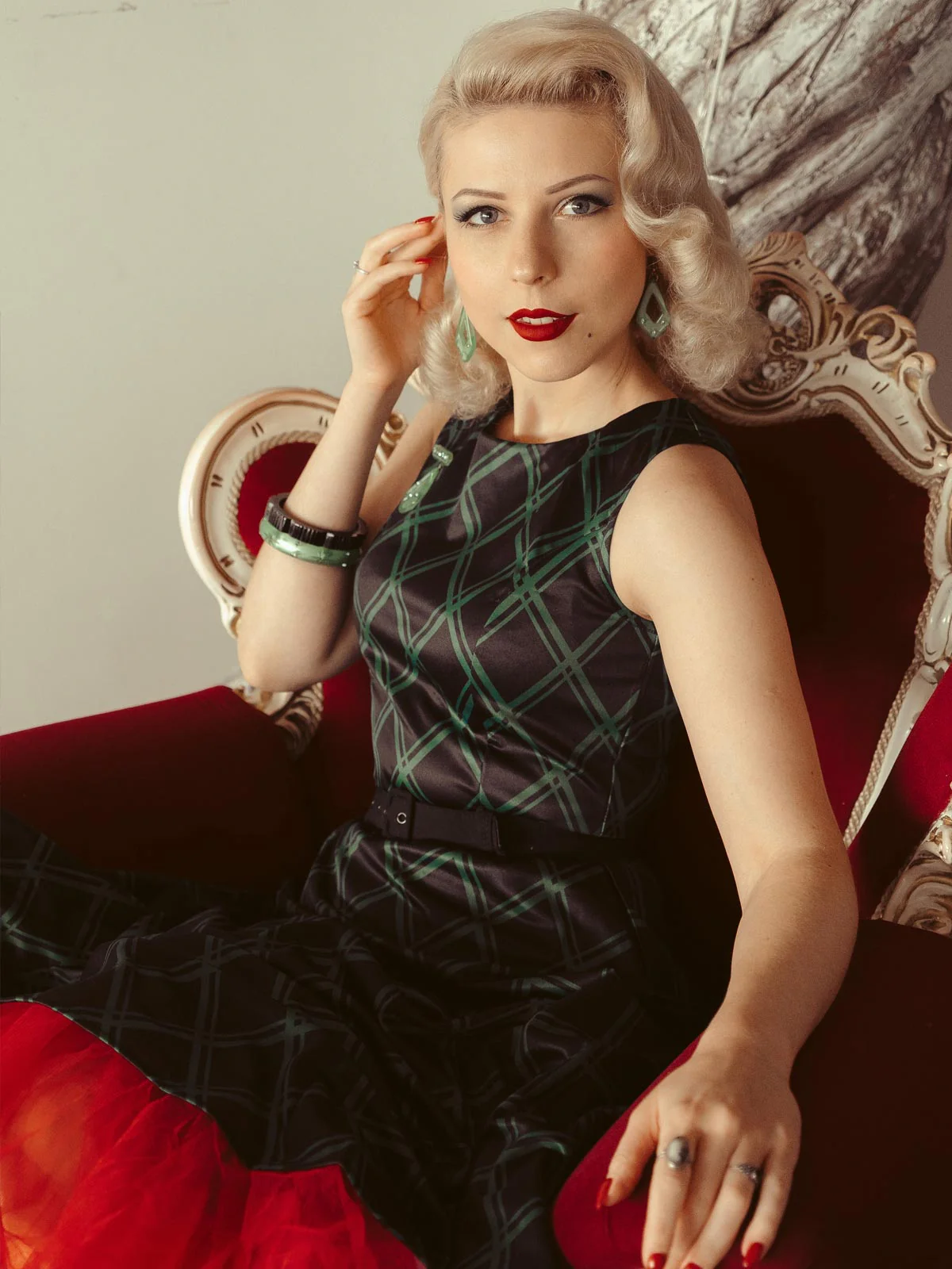 Green 1950s Plaid Belted Swing Dress - Image 7