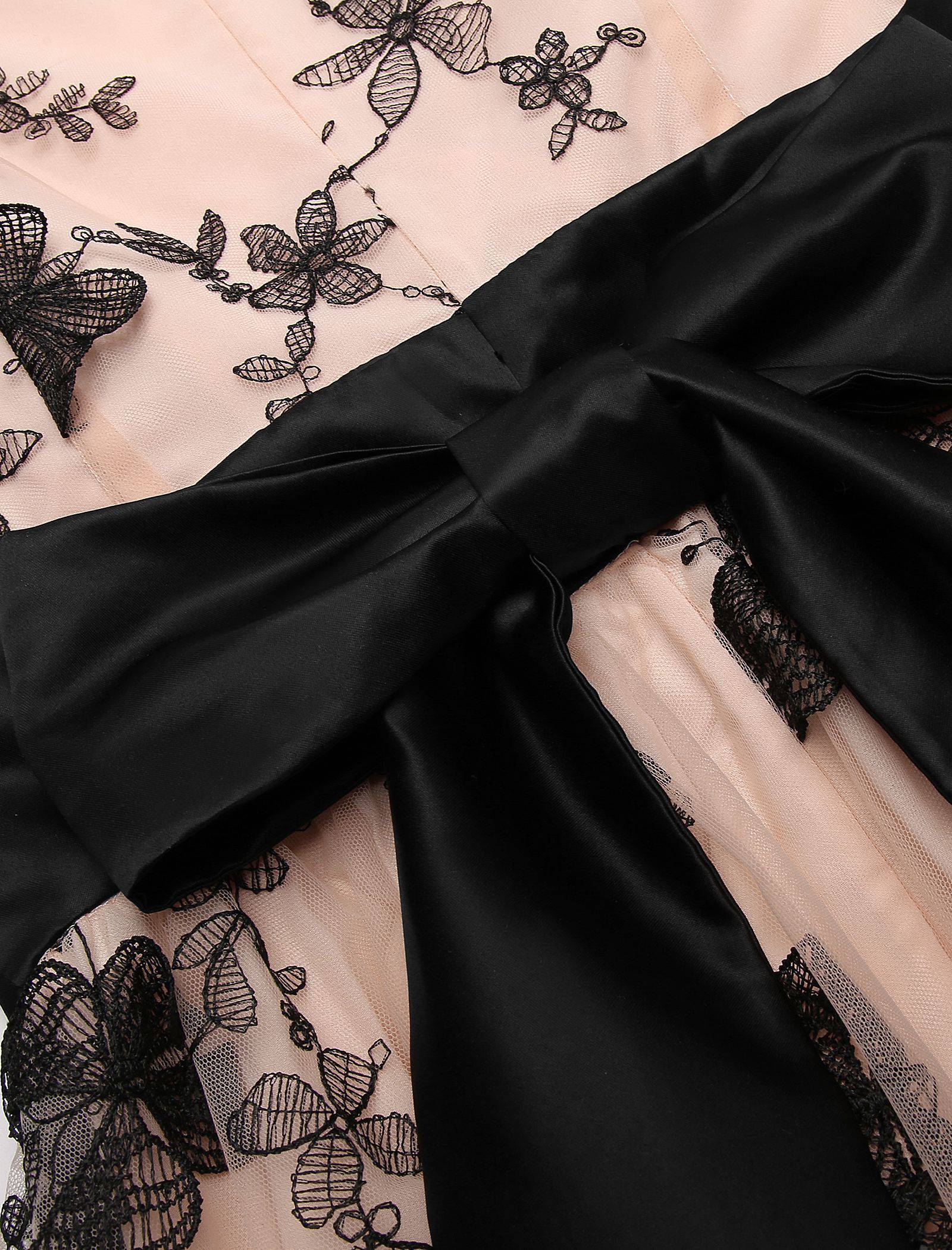 Nude 1950s Lace Butterfly Swing Dress - Image 12